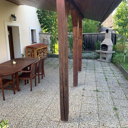Villa Lypche Bešeňová Buitenkant foto