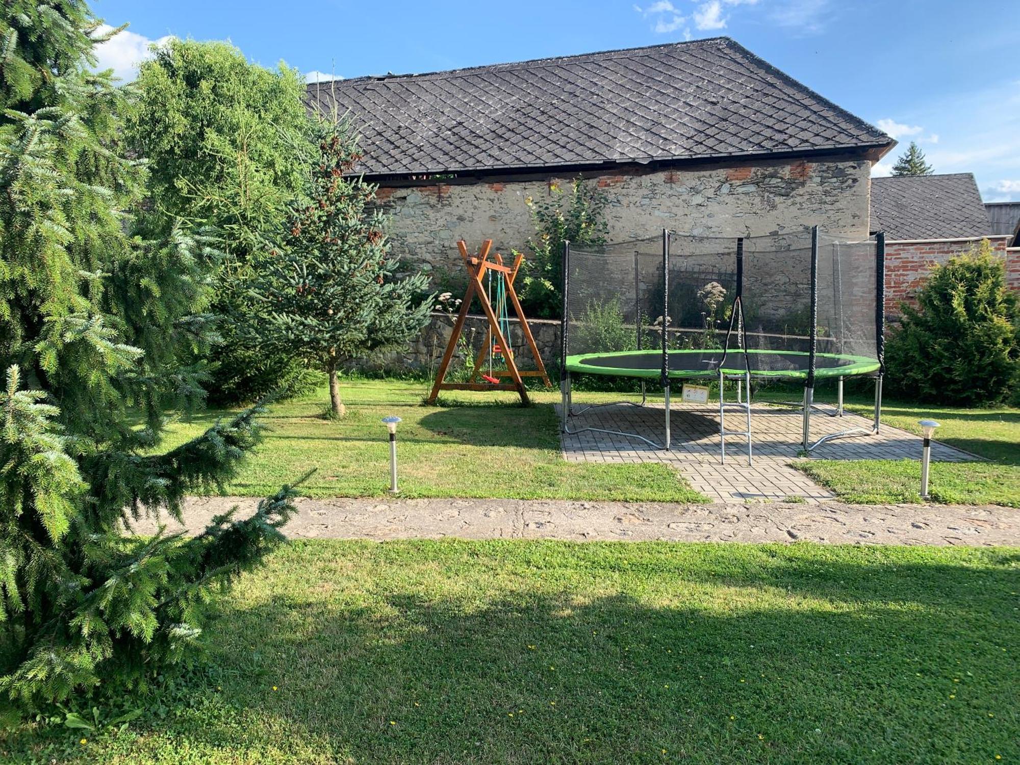 Villa Lypche Bešeňová Buitenkant foto