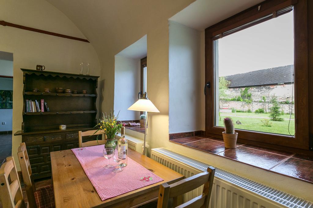 Villa Lypche Bešeňová Buitenkant foto