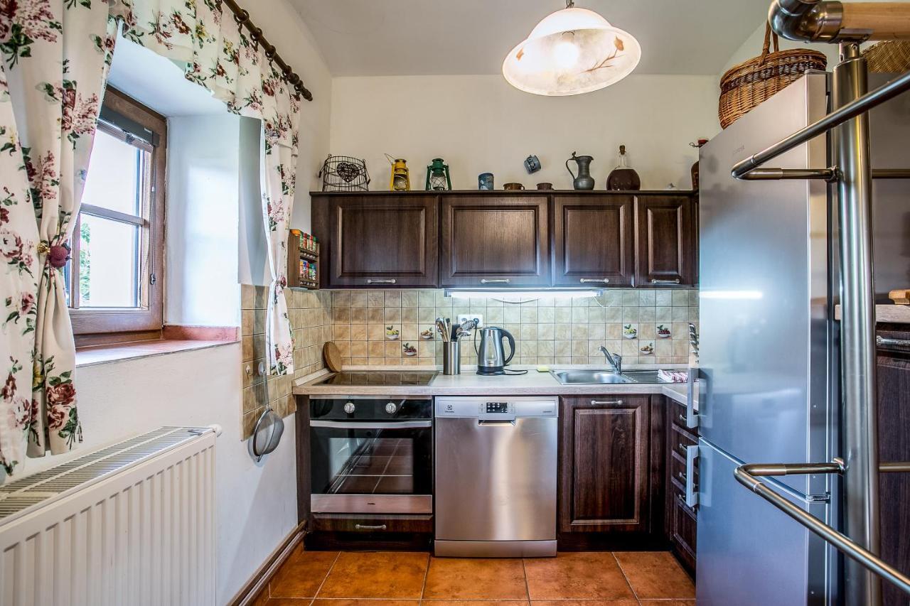 Villa Lypche Bešeňová Buitenkant foto